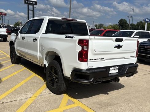 New 2025 Chevrolet Silverado 1500 Custom Trail Boss w/ Dark Appearance Package image 8