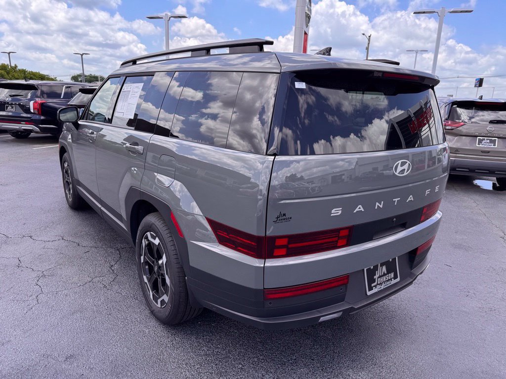 Used 2026 Hyundai Santa Fe SEL AWD/4WD image 3