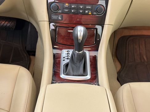 Used 2017 INFINITI QX50 2WD w/ Premium Plus Package image 18