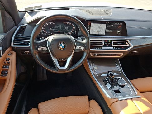 Used 2023 BMW X5 xDrive40i AWD/4WD image 11