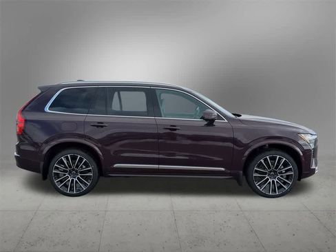 New 2026 Volvo XC90 B6 Plus w/ Protection Package Premier image 7