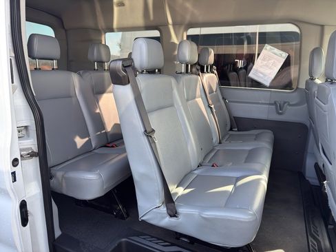 Used 2017 Ford Transit 150 XL image 39
