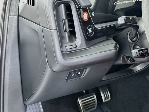 New 2026 Porsche Cayenne GTS AWD/4WD image 11