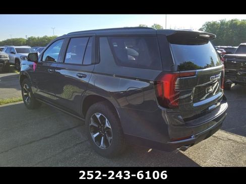 Used 2026 GMC Yukon AT4 w/ AT4 Premium Plus Package AWD/4WD image 4