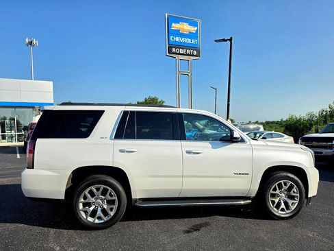 Used 2016 GMC Yukon SLT w/ Open Road Package AWD/4WD image 12