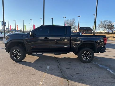 Used 2024 GMC Sierra 1500 AT4 w/ AT4 Premium Package image 7