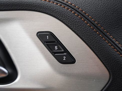 New 2026 Chrysler Pacifica Pinnacle image 35