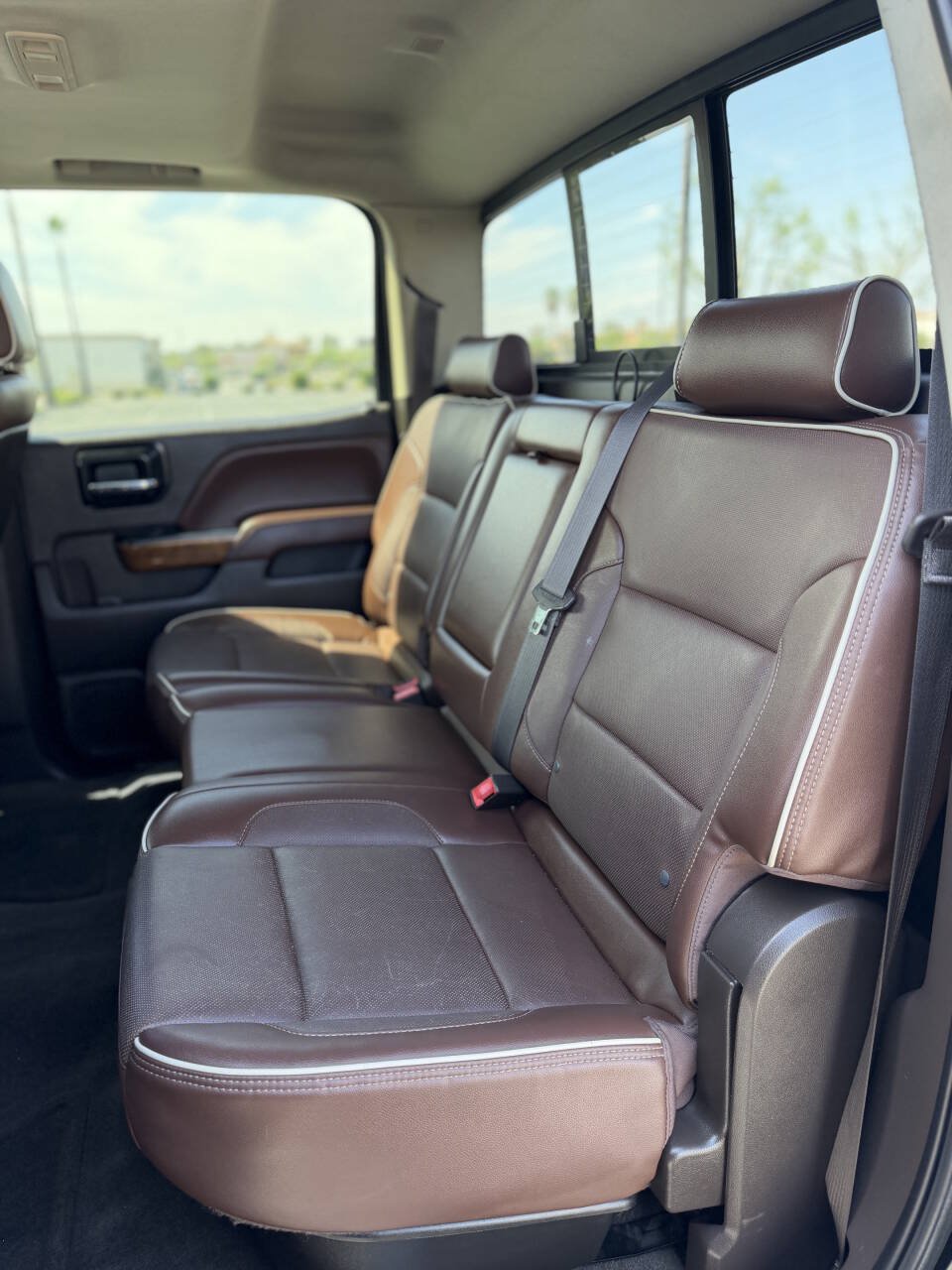 Used 2014 Chevrolet Silverado 1500 High Country w/ High Country Premium Package AWD/4WD image 13