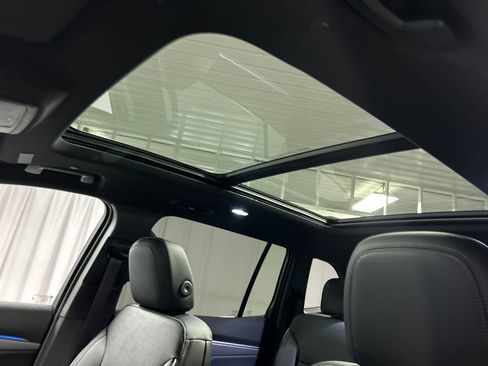 New 2026 Buick Enclave Preferred w/ Power Package AWD/4WD image 21