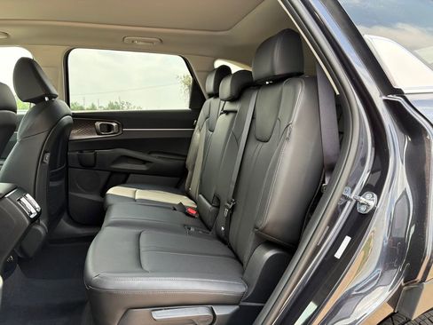 New 2026 Kia Sorento S FWD image 13
