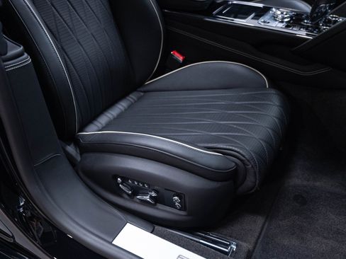 Used 2020 Bentley Flying Spur W12 AWD/4WD image 34