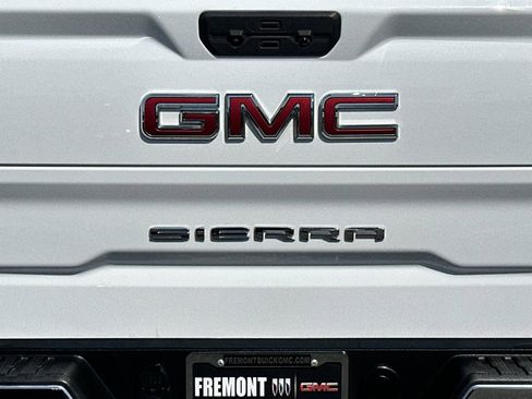 Used 2024 GMC Sierra 1500 SLT image 48