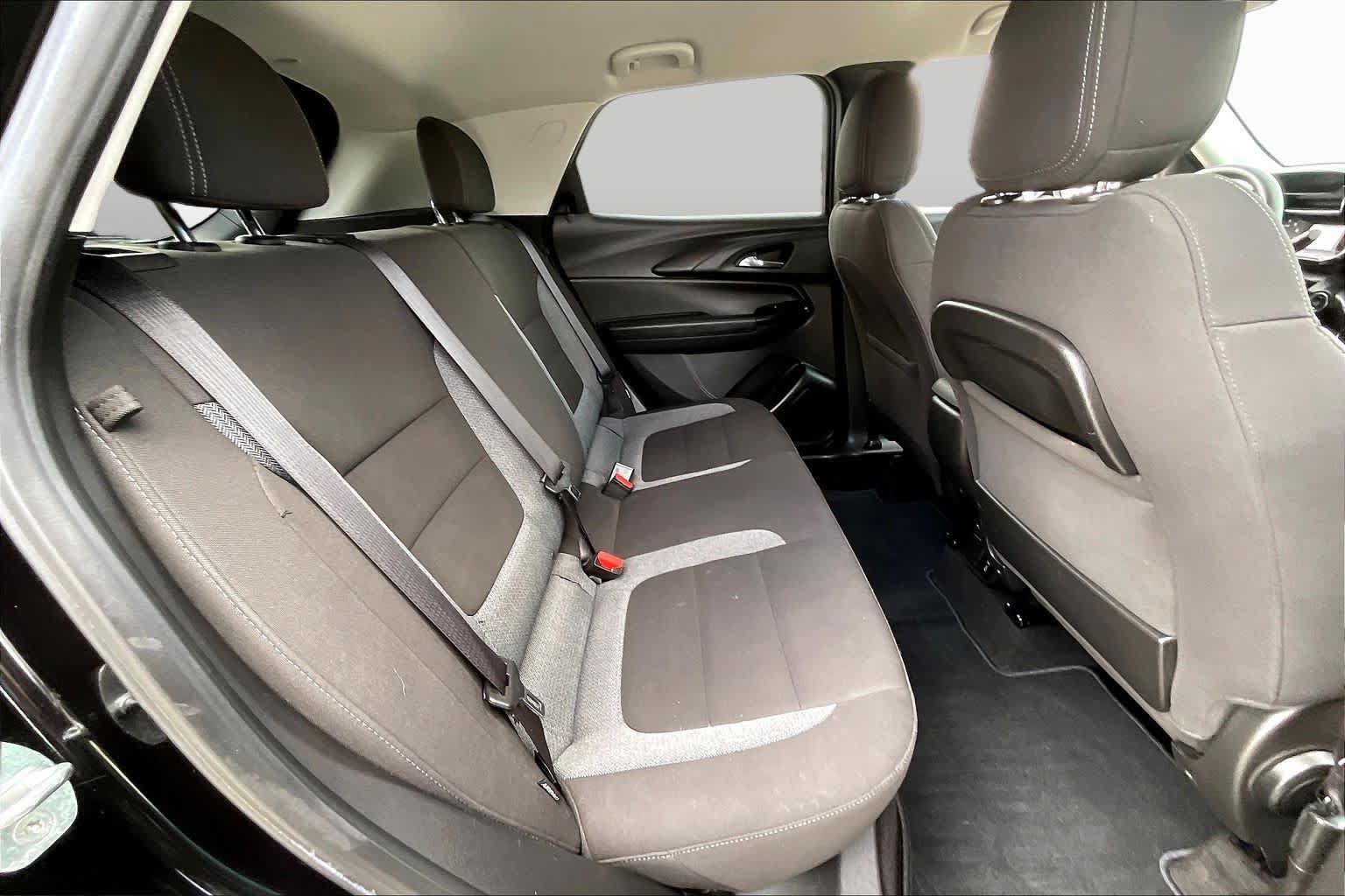 Used 2021 Chevrolet TrailBlazer LT w/ Convenience Package FWD image 18