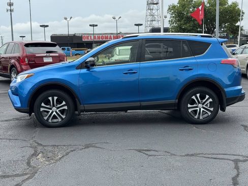 Used 2016 Toyota RAV4 LE FWD image 8