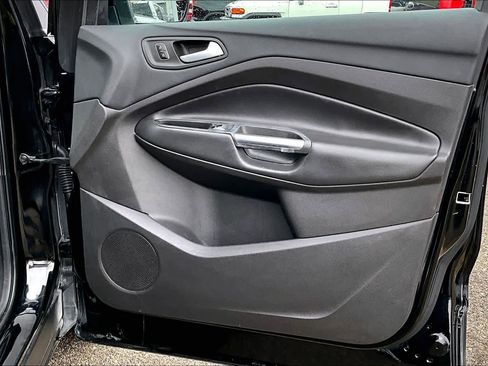 Used 2017 Ford Escape SE w/ SE Leather Comfort Package image 23