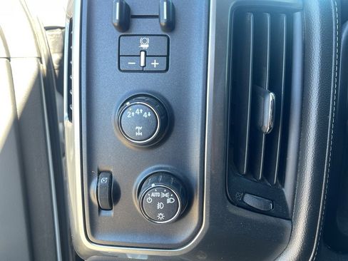 Used 2018 Chevrolet Silverado 2500 LTZ w/ Duramax Plus Package image 20
