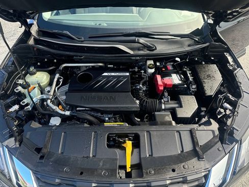 Certified 2023 Nissan Rogue SV FWD image 22
