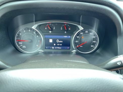 Certified 2023 GMC Acadia SLT FWD image 12