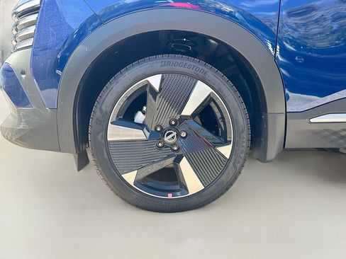 New 2025 Nissan Kicks SR image 31