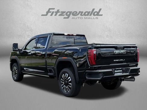 Used 2025 GMC Sierra 2500 Denali Ultimate AWD/4WD image 5