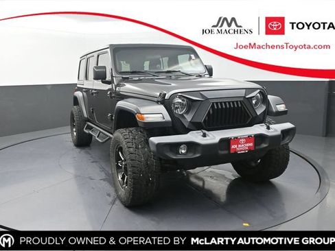 Used 2018 Jeep Wrangler Unlimited Sport AWD/4WD image 1