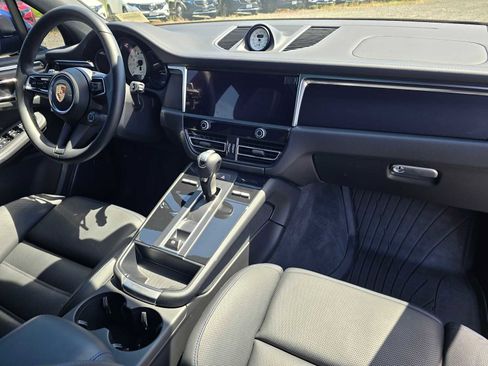 Used 2024 Porsche Macan GTS AWD/4WD image 10