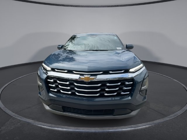 Used 2026 Chevrolet Equinox LT FWD image 3