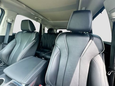 Used 2023 Acura MDX SH-AWD w/ Advance Package image 28