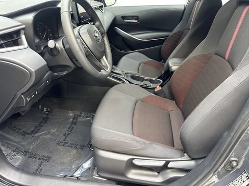 Used 2025 Toyota Corolla SE FWD image 27