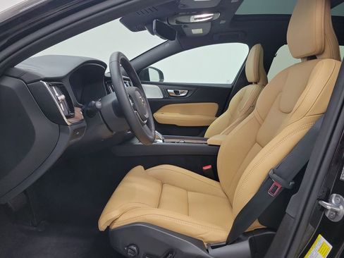 New 2026 Volvo V60 B5 Cross Country Ultra w/ Protection Package Premier image 18