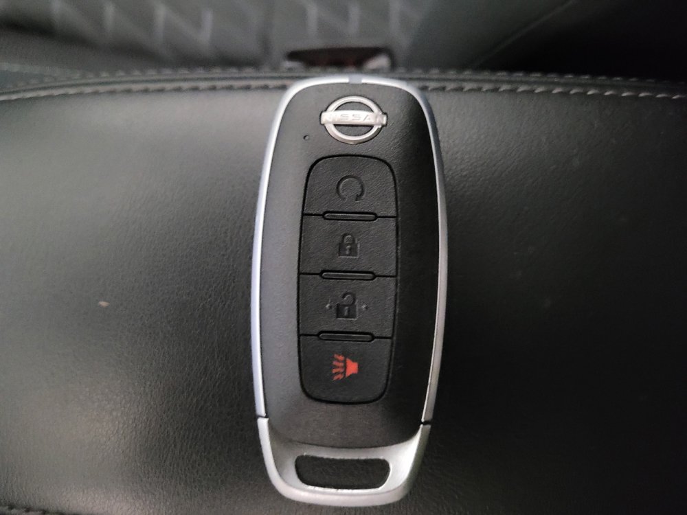 Used 2023 Nissan Kicks SV FWD image 32