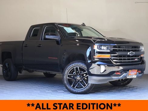 Used 2017 Chevrolet Silverado 1500 LT w/ Redline Edition AWD/4WD image 2