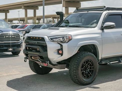 Used 2021 Toyota 4Runner TRD Off-Road Premium image 7