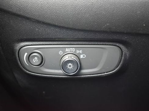 Used 2019 Chevrolet Equinox LT AWD/4WD image 21