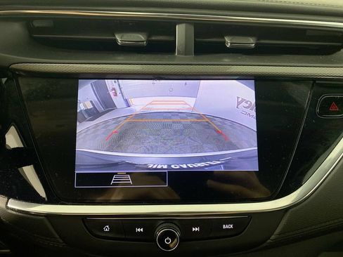 Used 2023 Buick Encore GX Preferred w/ Cold Weather Comfort Package AWD/4WD image 17