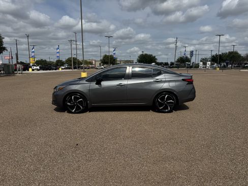 Used 2025 Nissan Versa SR w/ Trunk Package FWD image 2