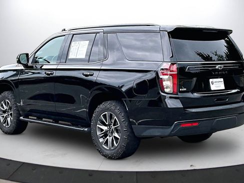 Used 2023 Chevrolet Tahoe Z71 w/ Luxury Package AWD/4WD image 7