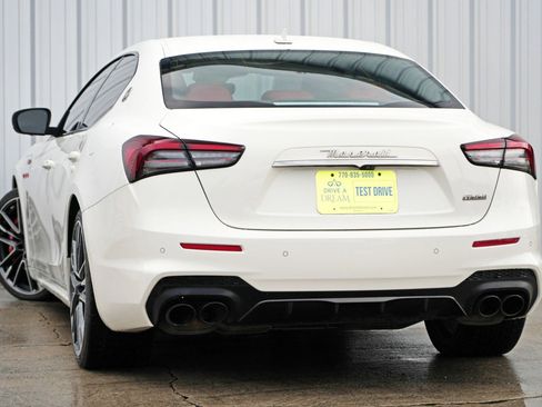 Used 2021 Maserati Ghibli Trofeo image 6