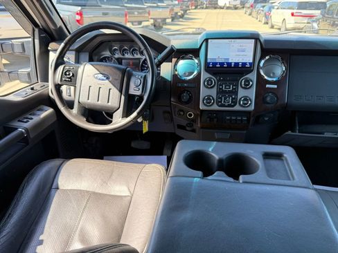 Used 2016 Ford F350 Lariat w/ Lariat Ultimate Package AWD/4WD image 11