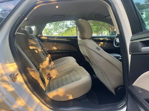 Used 2018 Ford Fusion S FWD image 15