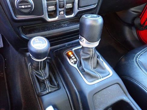 Used 2021 Jeep Wrangler Unlimited Sahara image 15