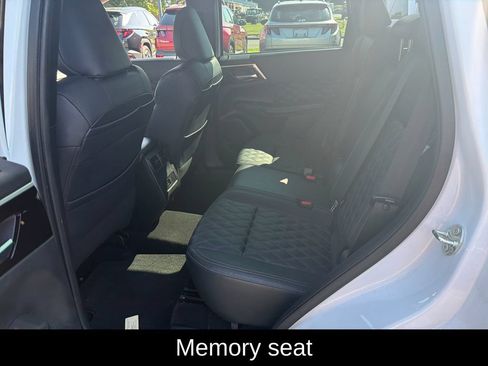 Used 2022 Mitsubishi Outlander SEL AWD/4WD image 24