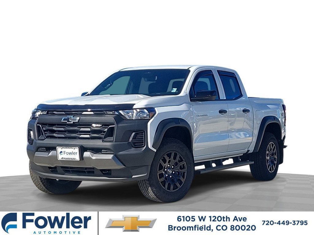 Used 2026 Chevrolet Colorado Trail Boss w/ LPO, Tailgate Decal Package AWD/4WD image 1
