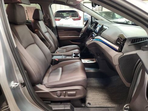 Certified 2024 Honda Odyssey Touring image 35
