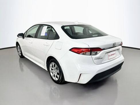 Used 2025 Toyota Corolla LE FWD image 9
