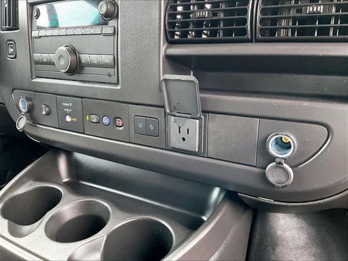 Used 2025 Chevrolet Express 3500 LT w/ LT Preferred Equipment Group RWD image 25