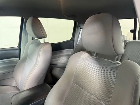 Used 2014 Toyota Tacoma PreRunner w/ TRD Sport Package image 6