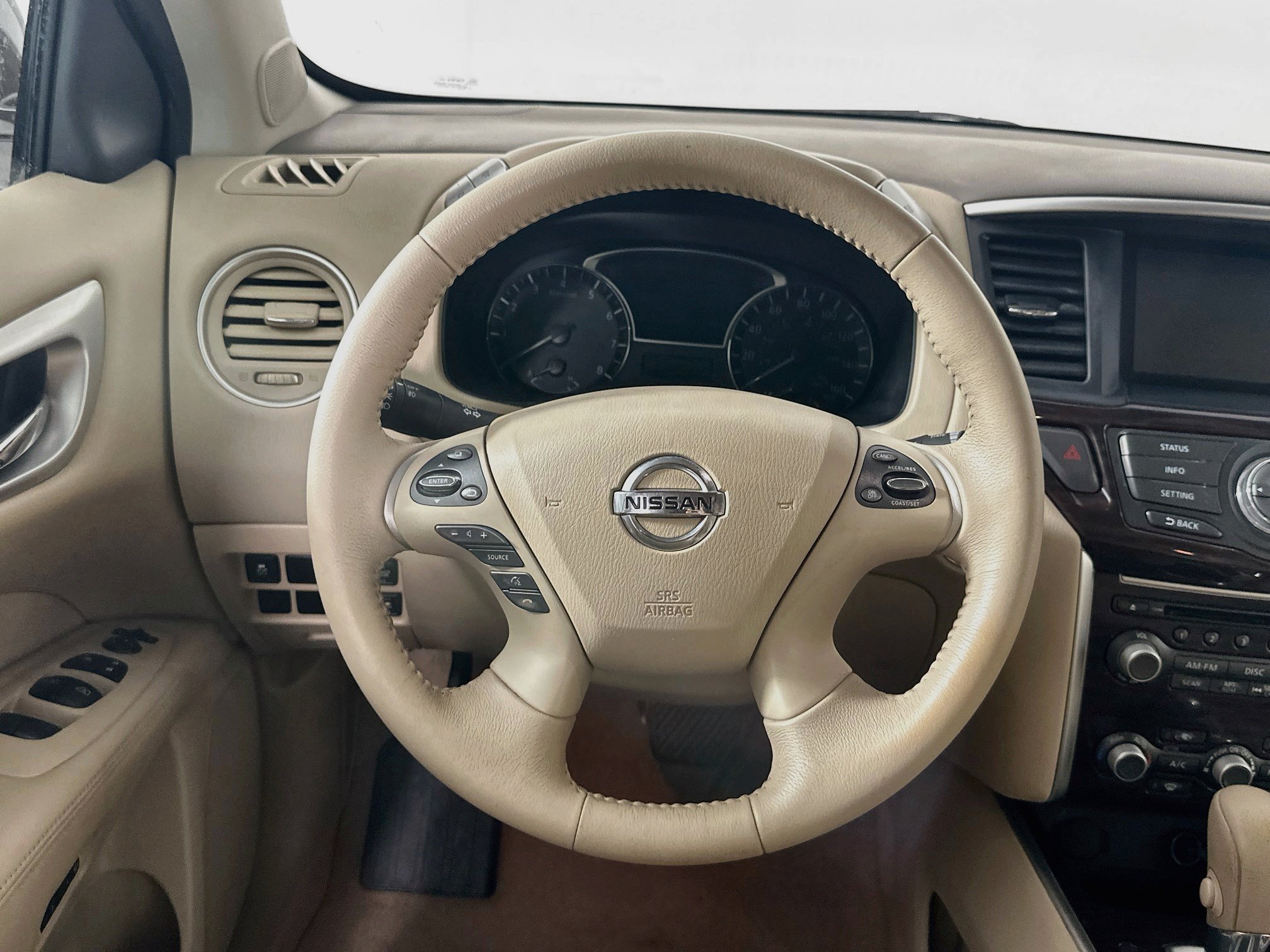 Used 2014 Nissan Pathfinder SL w/ SL Premium Package FWD image 18