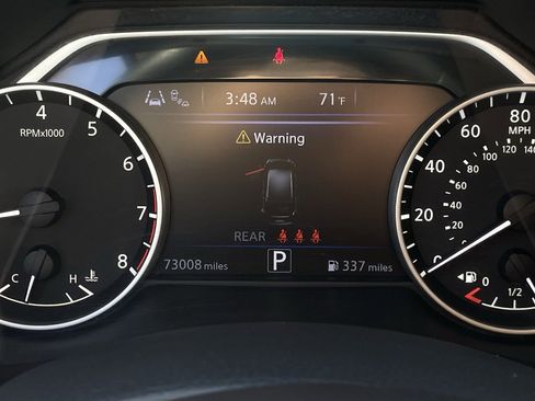 Used 2023 Nissan Murano SV image 15