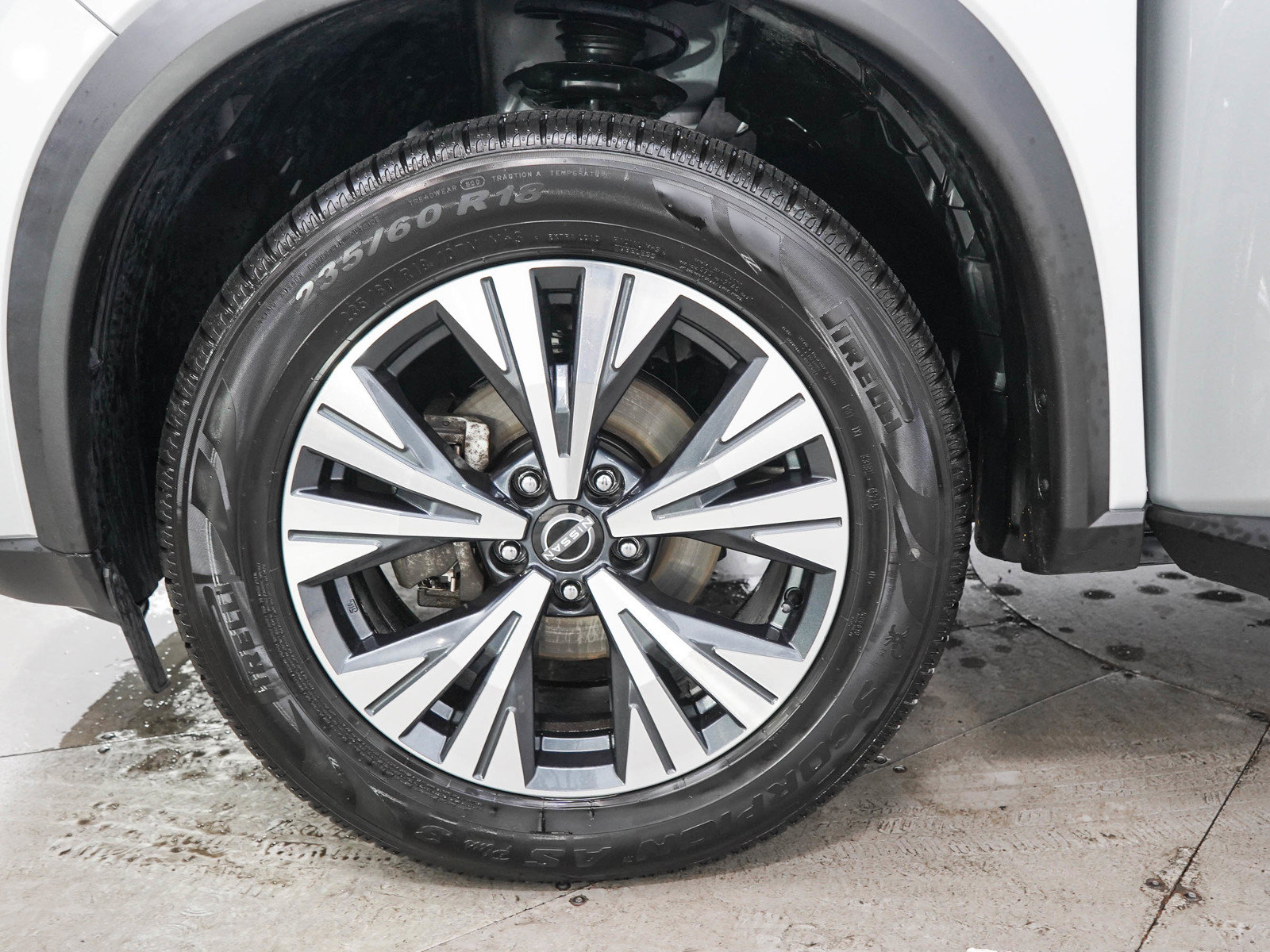 Used 2023 Nissan Rogue SV AWD/4WD image 28